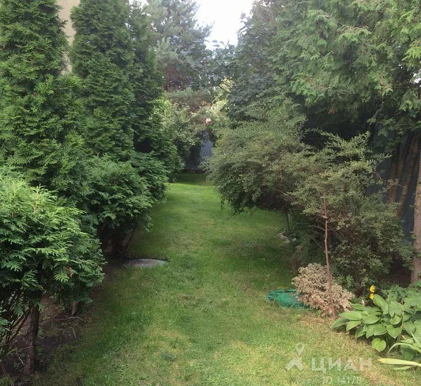 Дом, 485 кв.м на участке 10 сот