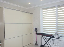 Дом, 330 кв.м на участке 8 сот