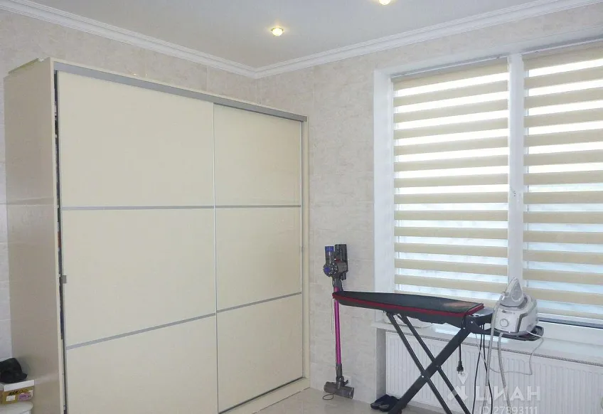 Дом, 330 кв.м на участке 8 сот