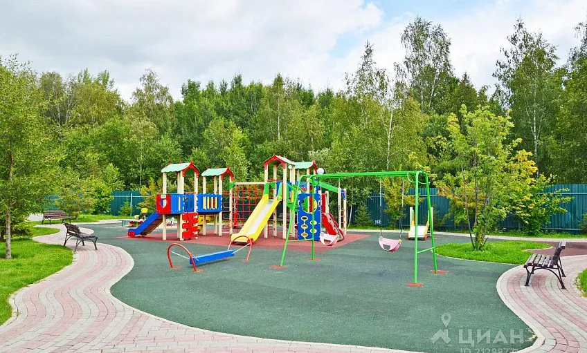 Дом, 78 кв.м на участке 2 сот