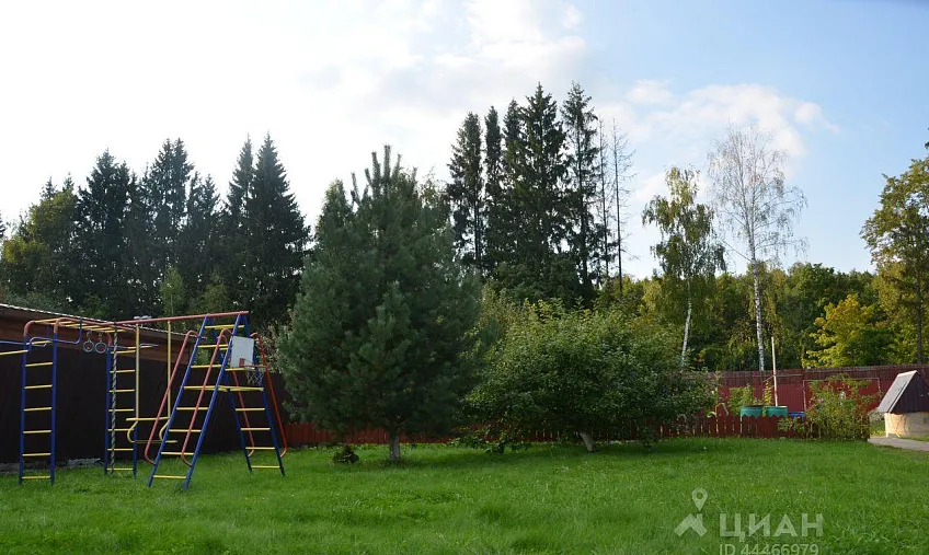 Дом, 100 кв.м на участке 18 сот