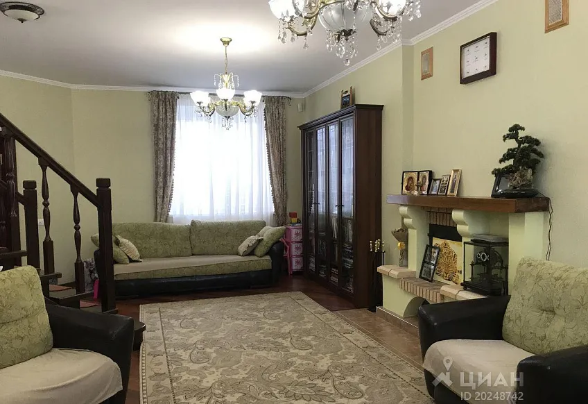 Дом, 320 кв.м на участке 13 сот