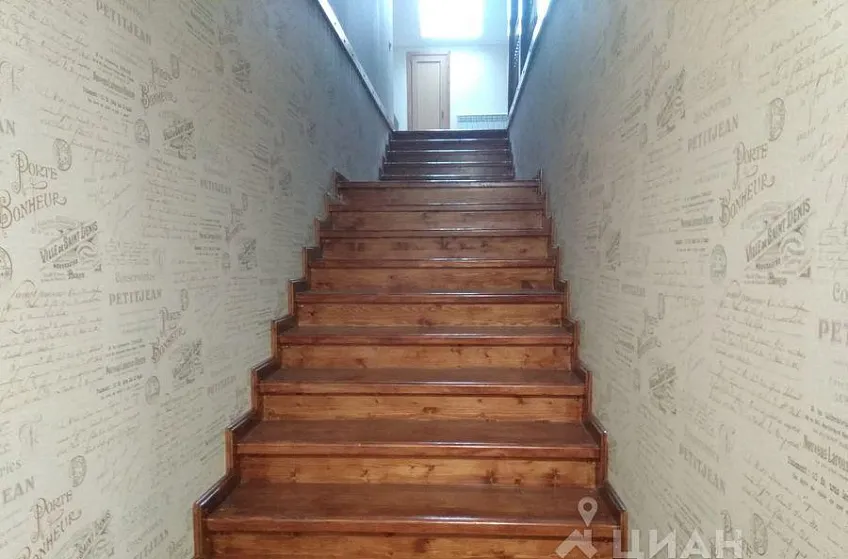 Дом, 560 кв.м на участке 12 сот