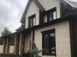 Дом, 260 кв.м на участке 8 сот