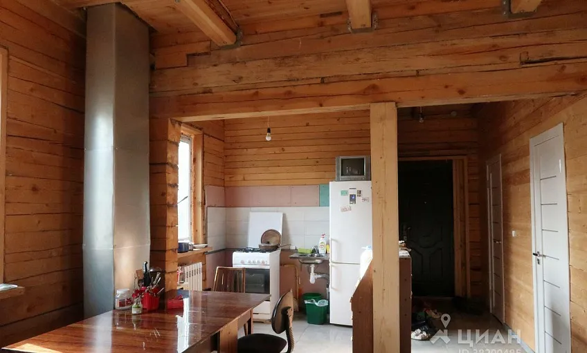 Дом, 260 кв.м на участке 5 сот