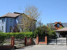 Дом, 350 кв.м на участке 14 сот