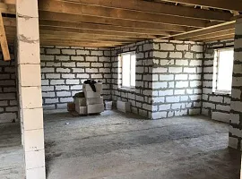 Дом, 240 кв.м на участке 6 сот