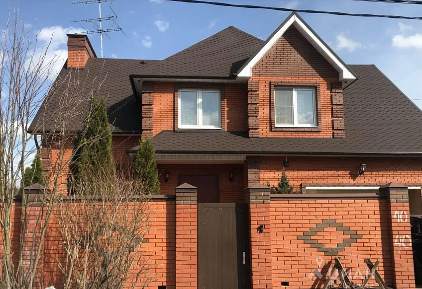 Дом, 320 кв.м на участке 13 сот