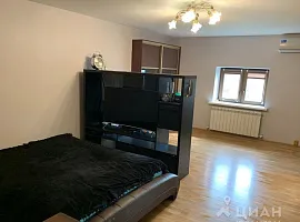 Дом, 216 кв.м на участке 6 сот