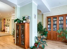 Дом, 235 кв.м на участке 2 сот