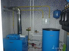 Дом, 330 кв.м на участке 8 сот