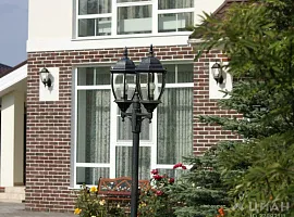 Дом, 330 кв.м на участке 8 сот