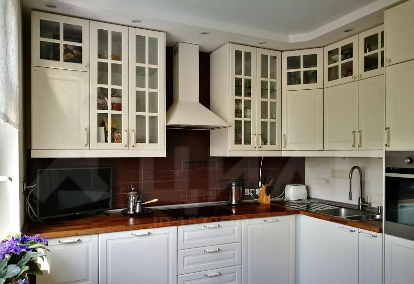 3-комн. квартира, 75.1/47.7/10.2