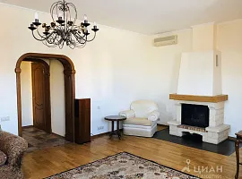 Дом, 350 кв.м на участке 14 сот