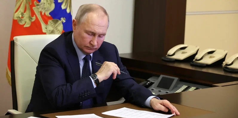 Путин утвердил штрафы за незаконные выписки ЕГРН