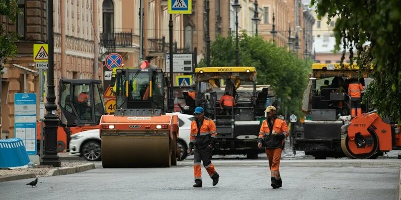 В Подмосковье начинают ремонтировать дороги по новым ГОСТам