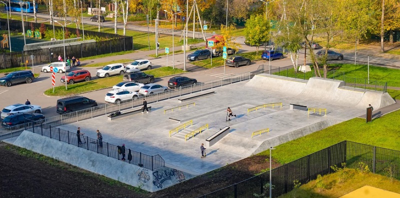 Современный скейт-парк открылся для молодежи Молжаниновского района