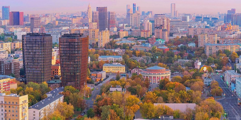 Социальный вектор: основные расходы бюджета Москвы на 2026–2028 годы направят на поддержку горожан