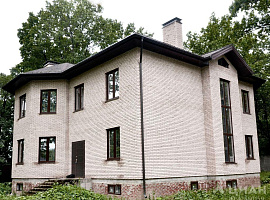 Дом, 508 кв.м на участке 17.3 сот