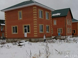 Дом, 180 кв.м на участке 7 сот