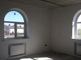 Дом, 230 кв.м на участке 8 сот