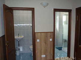 Дом, 560 кв.м на участке 12 сот