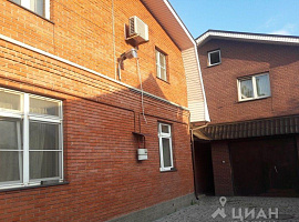 Дом, 216 кв.м на участке 6 сот