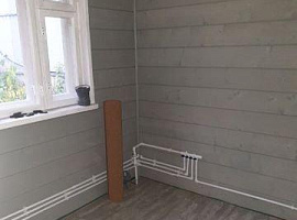 Дом, 100 кв.м на участке 8 сот