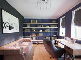 Дом, 367 кв.м на участке 9.83 сот