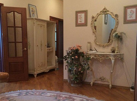 Дом, 485 кв.м на участке 10 сот