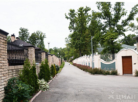 Дом, 508 кв.м на участке 17.3 сот