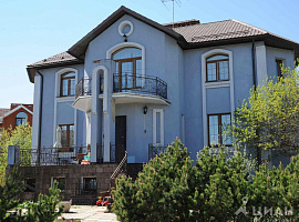 Дом, 350 кв.м на участке 14 сот