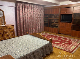 Дом, 216 кв.м на участке 6 сот