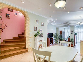 Дом, 235 кв.м на участке 2 сот