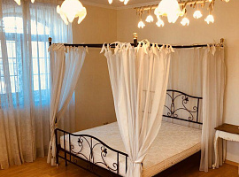 Дом, 350 кв.м на участке 14 сот