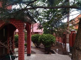 Дом, 500 кв.м на участке 10 сот