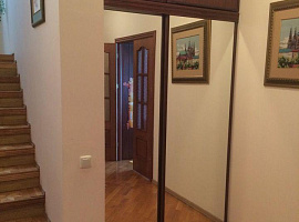 Дом, 485 кв.м на участке 10 сот