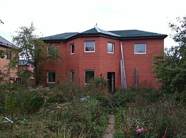 Дом, 205 кв.м на участке 8 сот