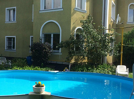 Дом, 485 кв.м на участке 10 сот