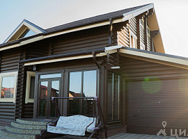 Дом, 237 кв.м на участке 10.7 сот