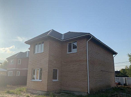 Дом, 240 кв.м на участке 6 сот